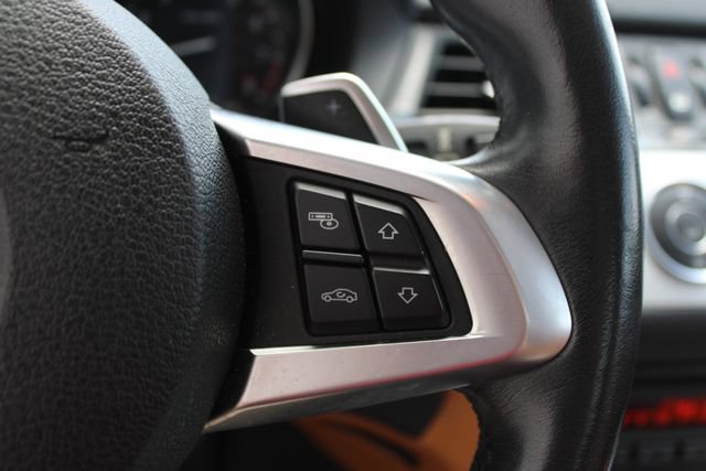 Used 2014 BMW Z4 sDrive28i RWD image 6