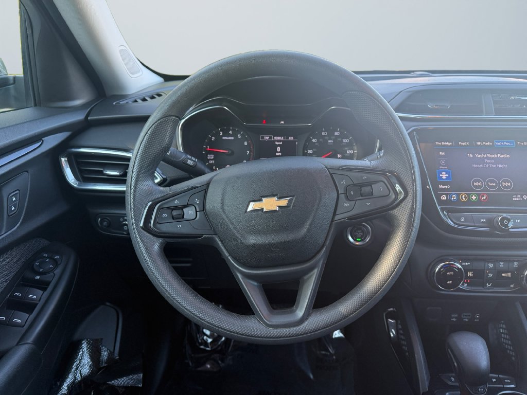 Used 2021 Chevrolet TrailBlazer LT w/ Convenience Package AWD/4WD image 12