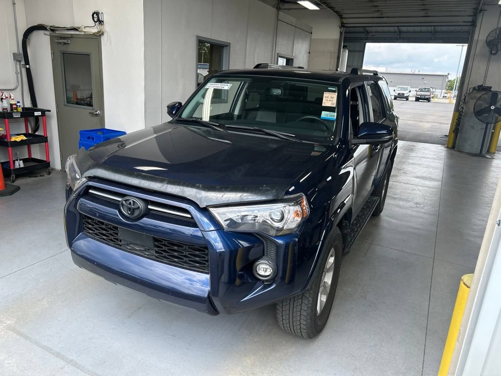 Used 2023 Toyota 4Runner SR5 Premium AWD/4WD image 2
