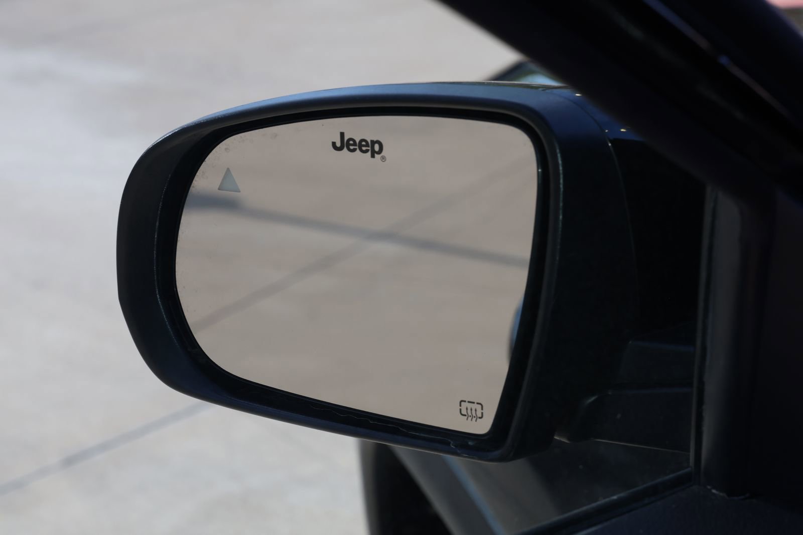 Used 2024 Jeep Compass Trailhawk image 9