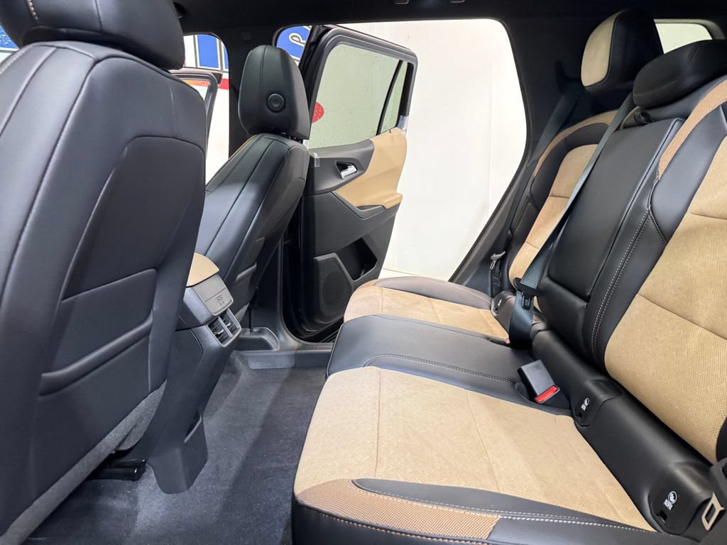 New 2027 Chevrolet Equinox ACTIV AWD/4WD image 10