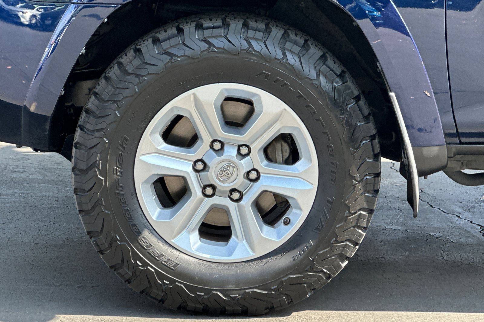 Certified 2020 Toyota 4Runner SR5 RWD image 27