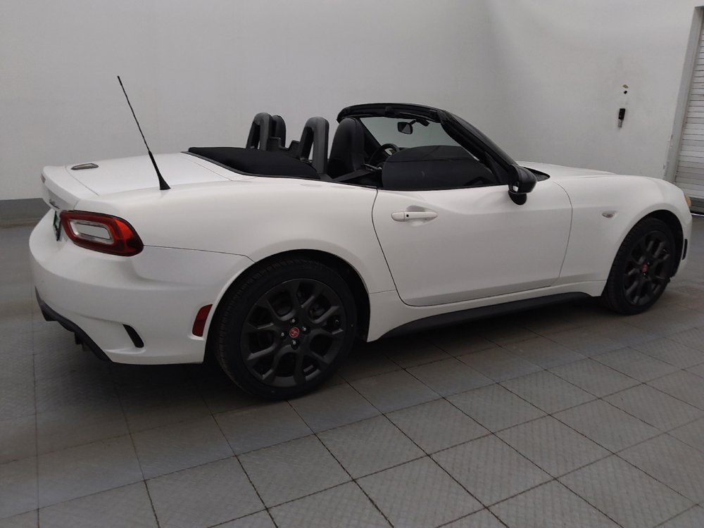 Used 2017 FIAT 124 Spider Abarth RWD image 10