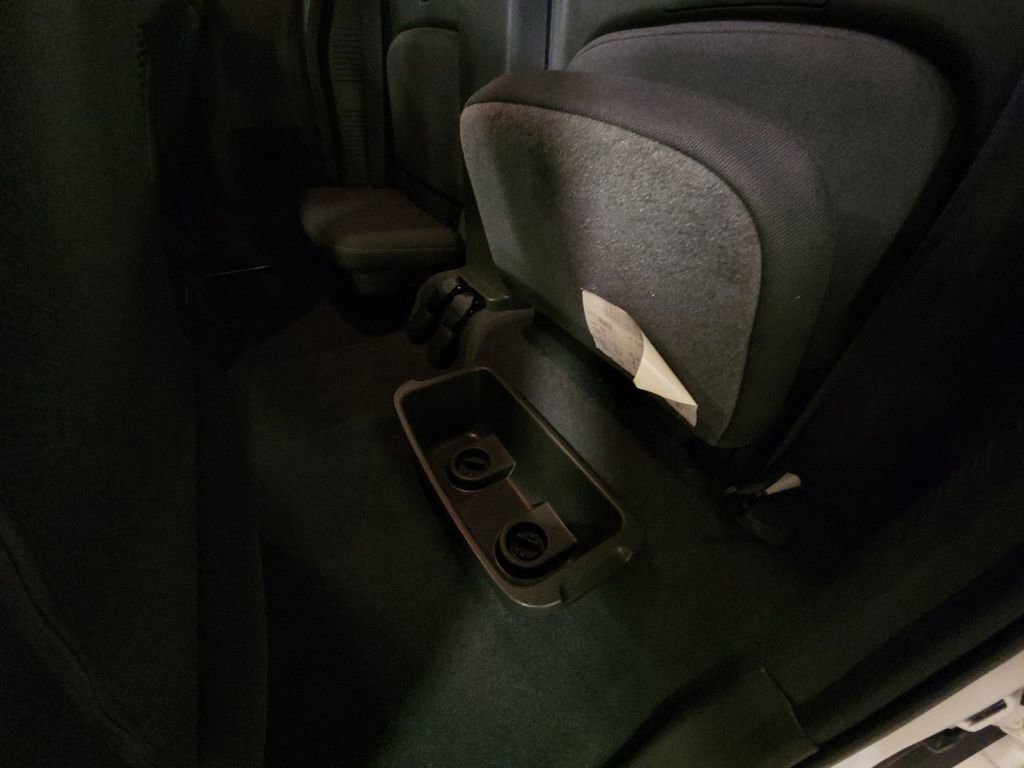 Used 2019 Nissan Frontier SV image 36