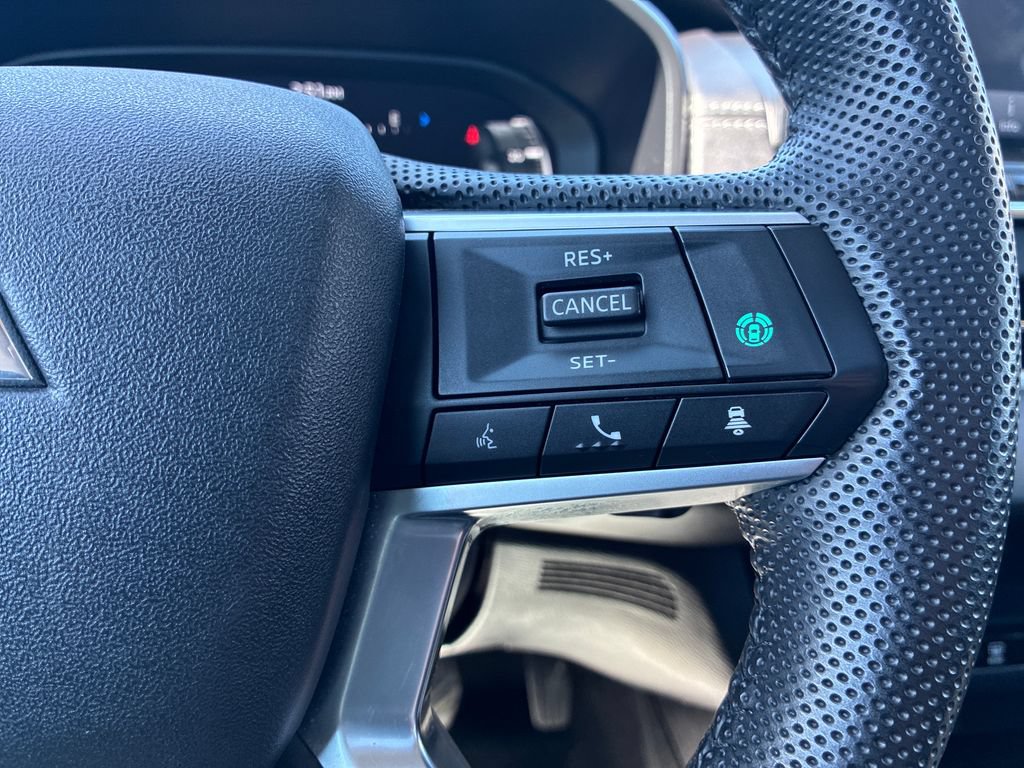Used 2023 Mitsubishi Outlander SE AWD/4WD image 24