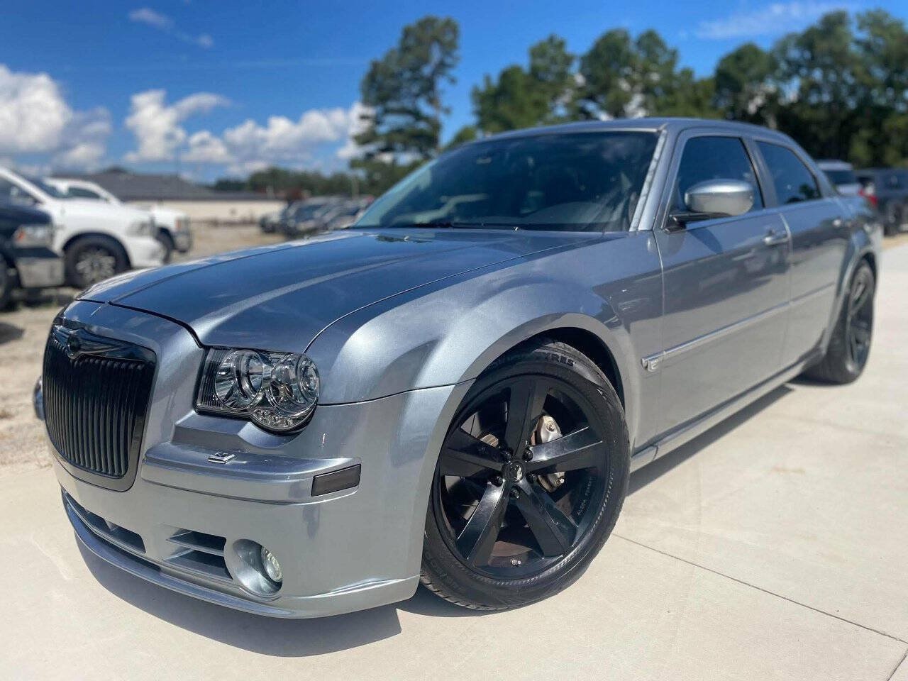 Used 2006 Chrysler 300 SRT8 w/ SRT Option Group II RWD image 3