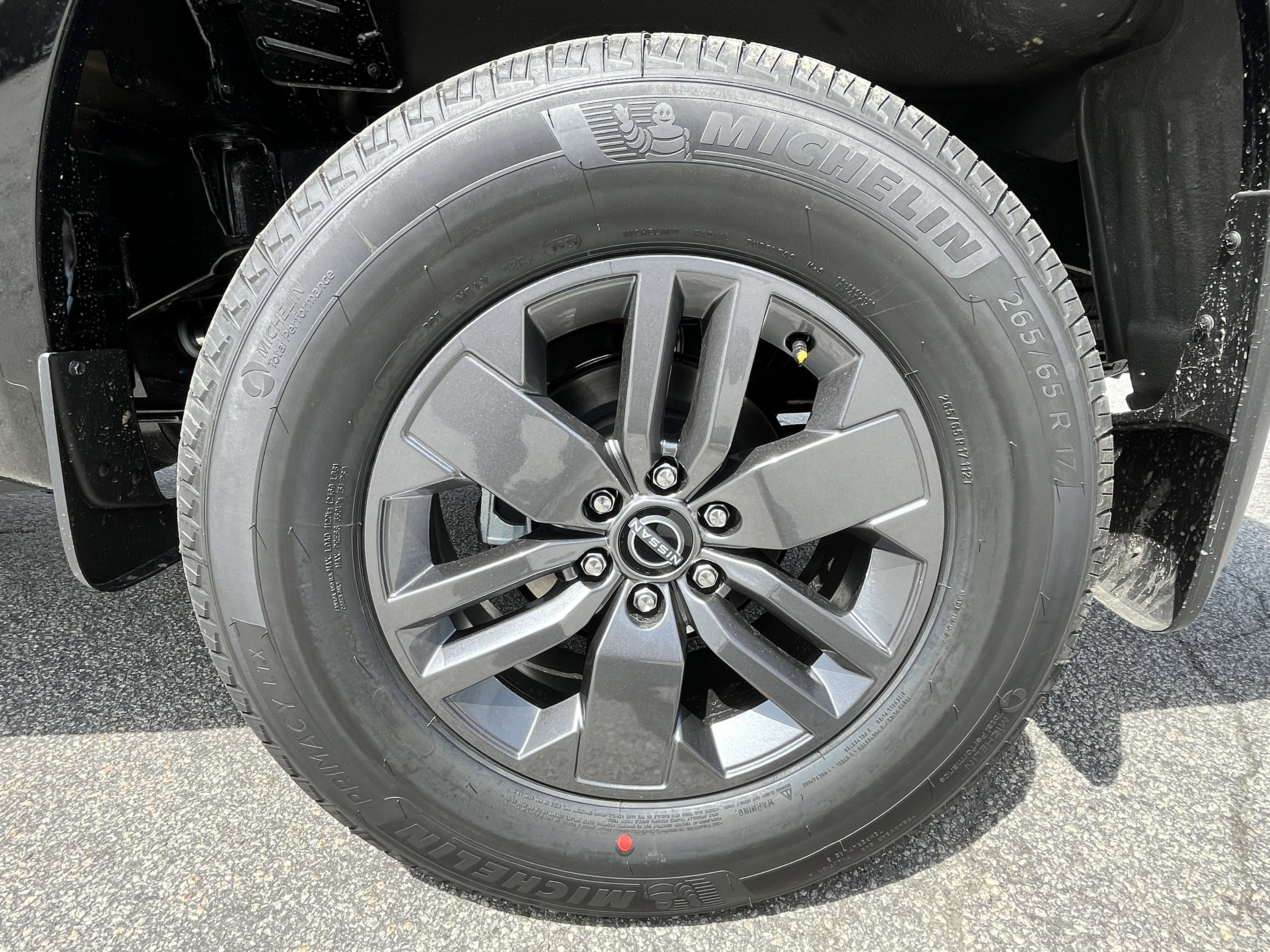 New 2026 Nissan Frontier SV image 11