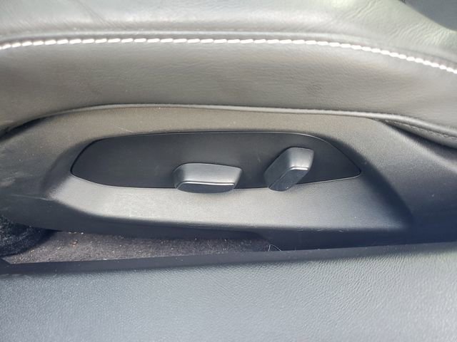 Certified 2023 Chevrolet Corvette Stingray Convertible w/ Z51 Performance Package image 18