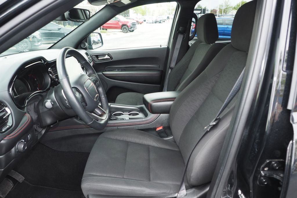 Used 2025 Dodge Durango GT AWD/4WD image 13