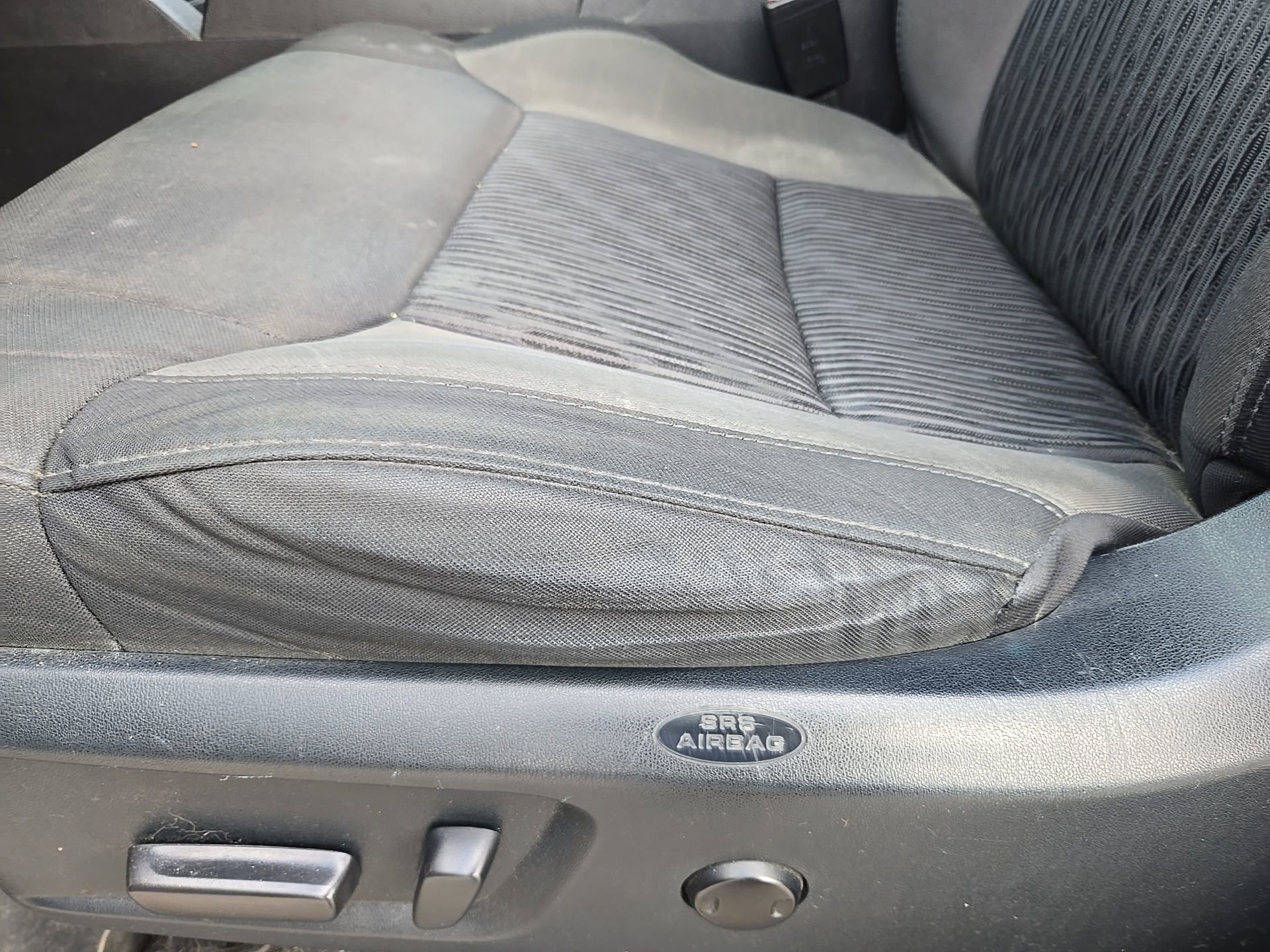 Used 2017 Toyota Tundra SR5 w/ SR5 Upgrade Package AWD/4WD image 5