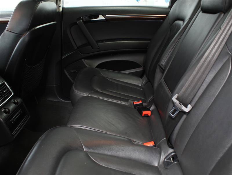 Used 2013 Audi Q7 3.0T Premium Plus w/ Premium Plus Pkg AWD/4WD image 16