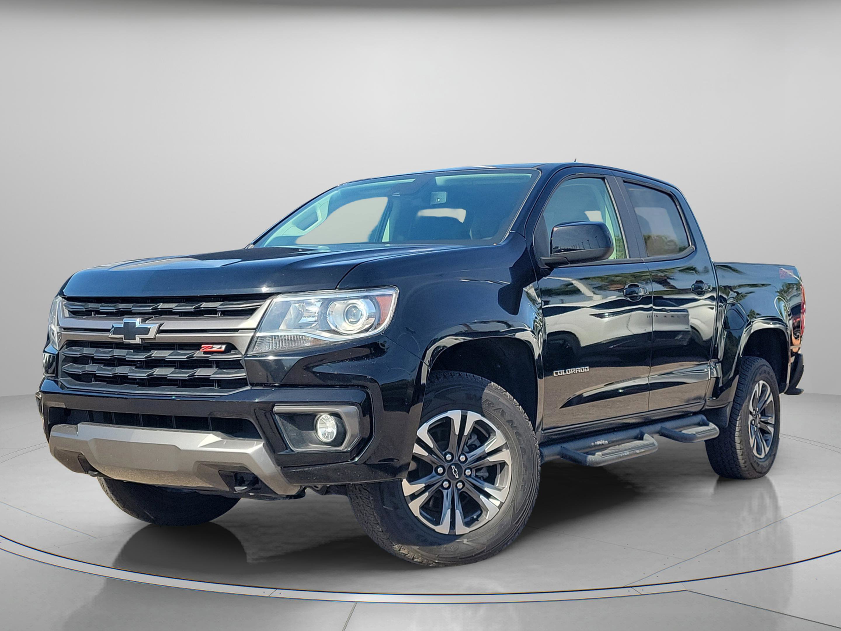 Used 2021 Chevrolet Colorado Z71 w/ Safety Package image 2