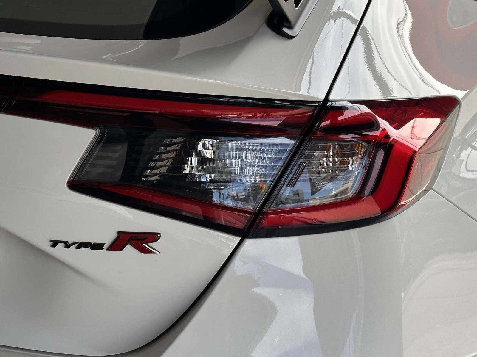 Used 2024 Honda Civic Type R image 12
