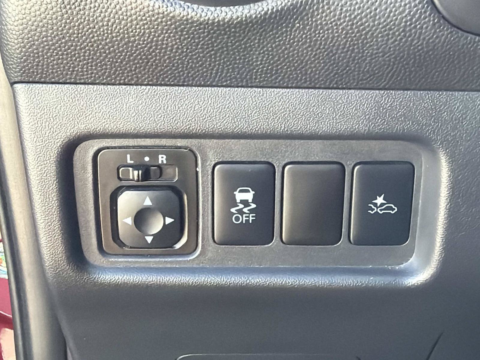Used 2024 Mitsubishi Mirage ES FWD image 28