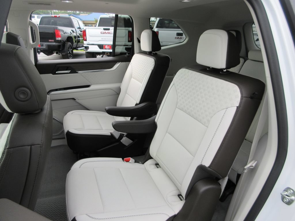 Certified 2025 GMC Acadia Denali AWD/4WD image 23