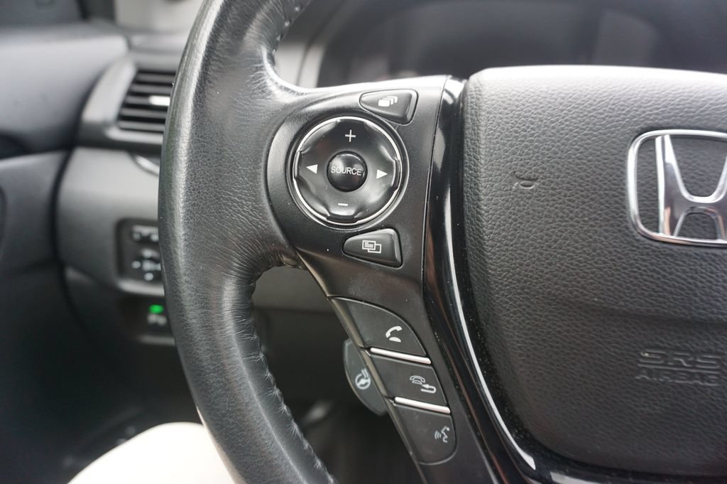 Used 2017 Honda Pilot Elite image 7