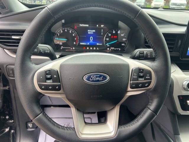 Used 2024 Ford Explorer XLT image 26