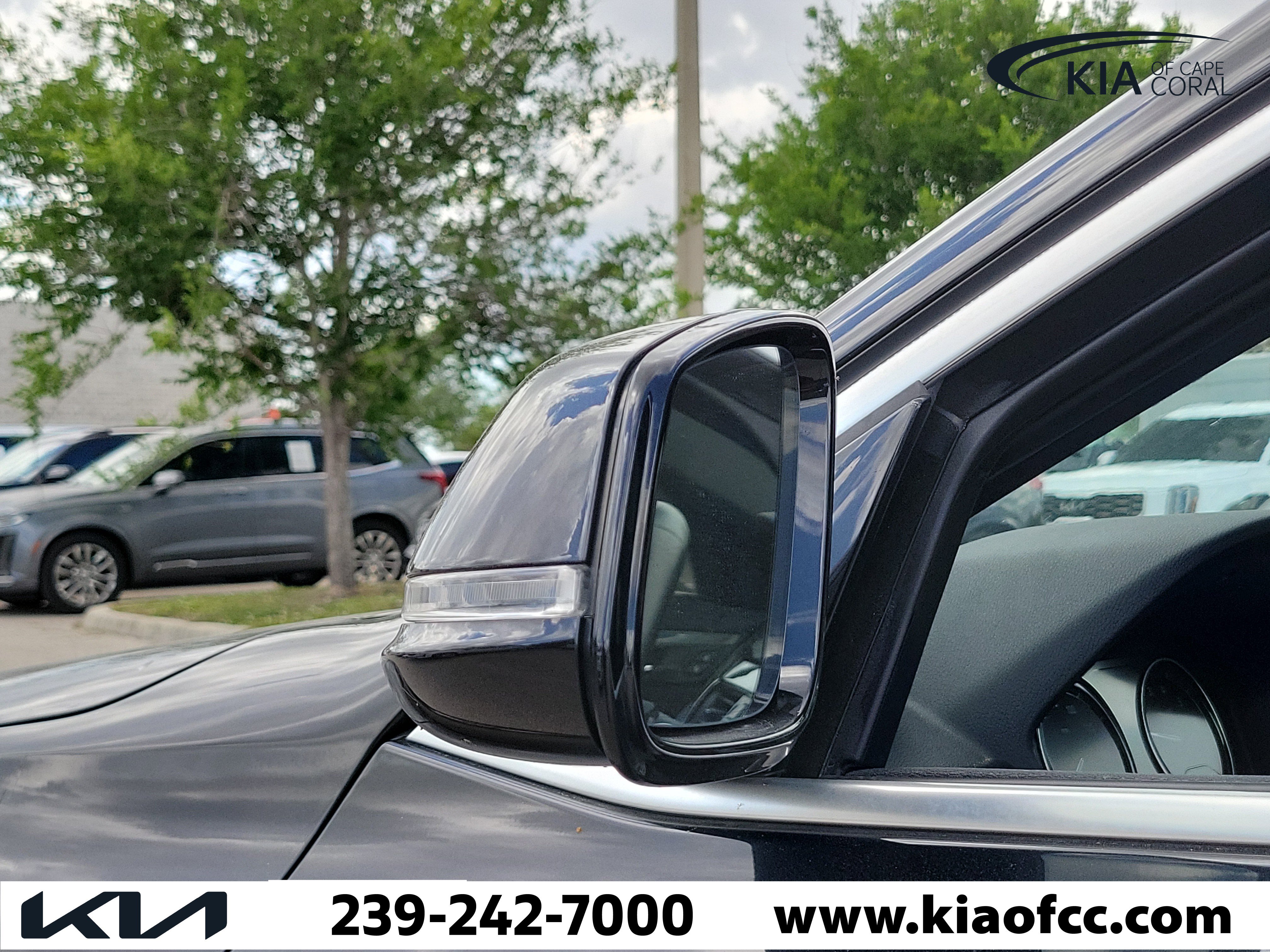 Used 2020 BMW X2 xDrive28i w/ Premium Package image 3