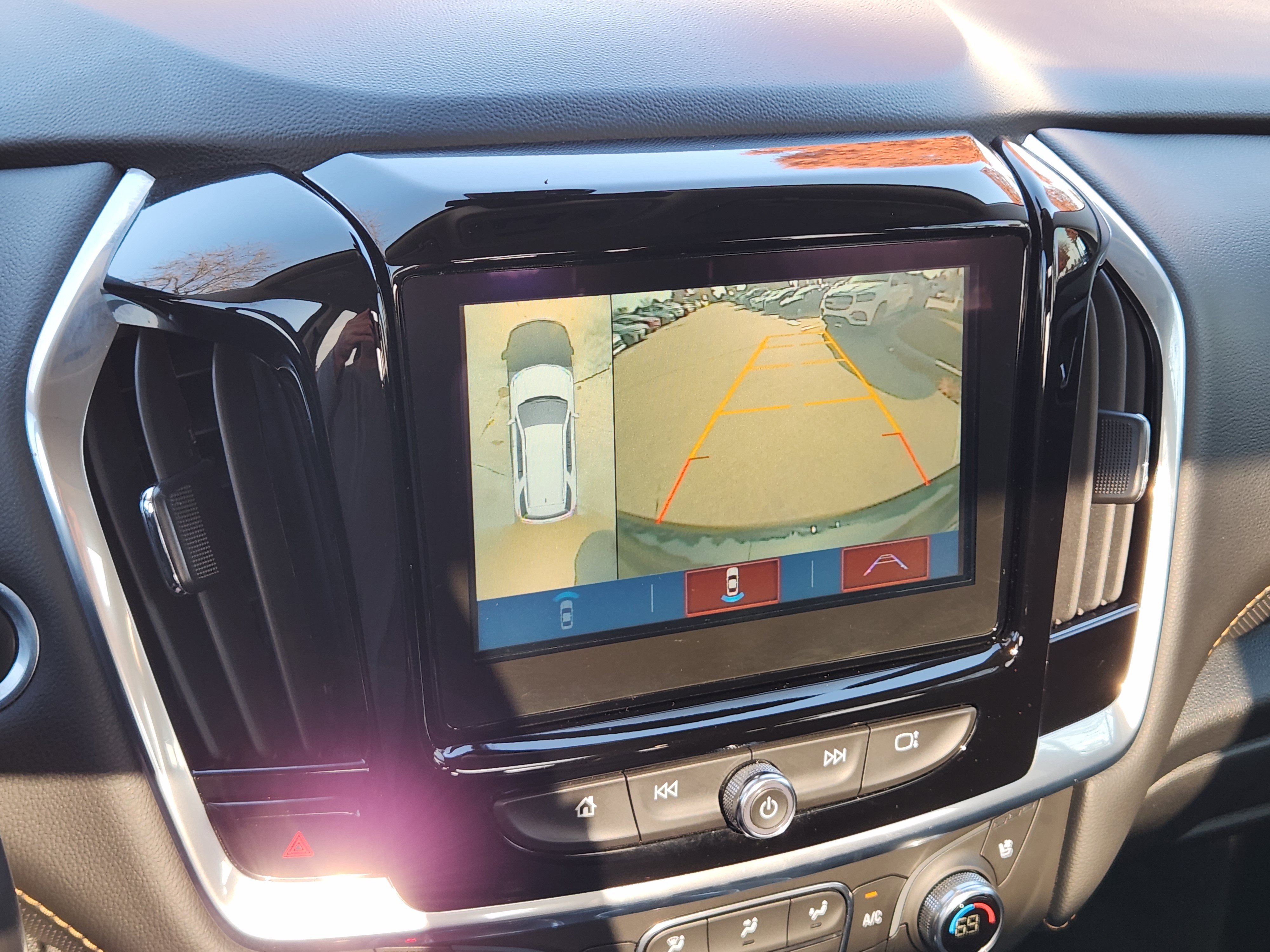 Used 2019 Chevrolet Traverse Premier w/ Redline Edition image 23