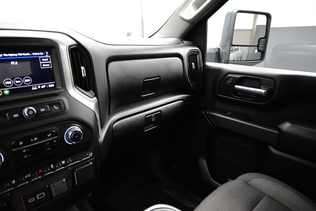 Used 2025 Chevrolet Silverado 2500 Custom w/ Custom Convenience Package AWD/4WD image 24