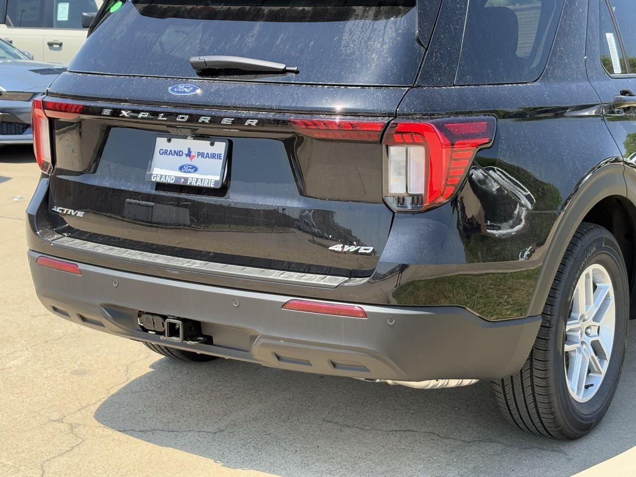 New 2026 Ford Explorer Active AWD/4WD image 7