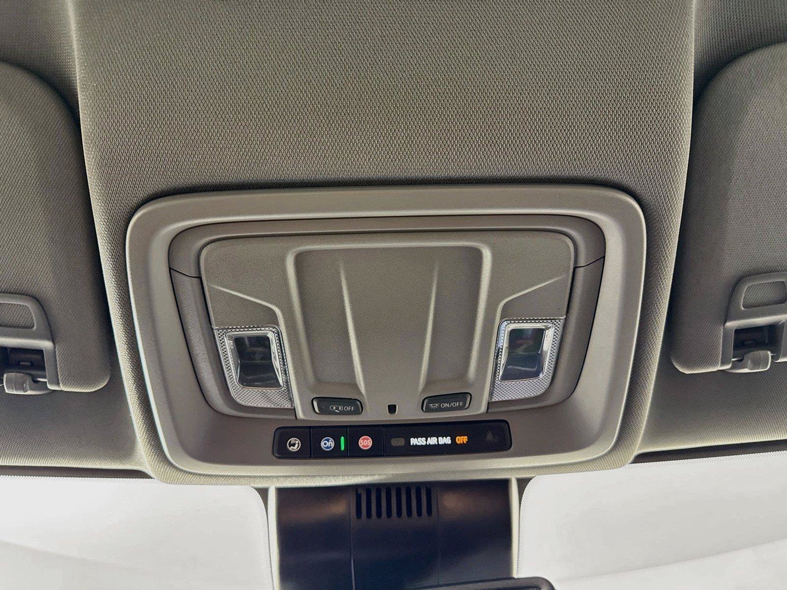Used 2025 GMC Sierra 1500 SLT AWD/4WD image 6