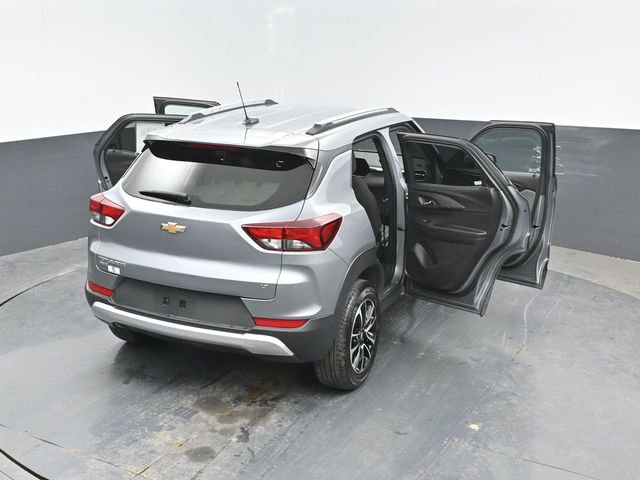 Used 2025 Chevrolet TrailBlazer LT AWD/4WD image 26