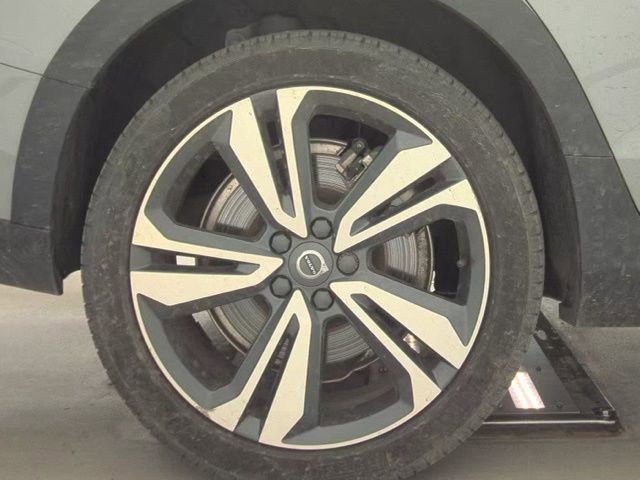 Used 2025 Volvo V60 B5 Cross Country Plus AWD/4WD image 20