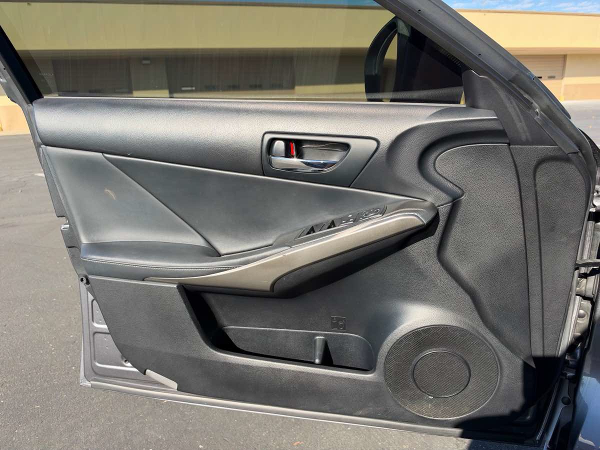 Used 2014 Lexus IS 350 w/ F Sport Package RWD image 13