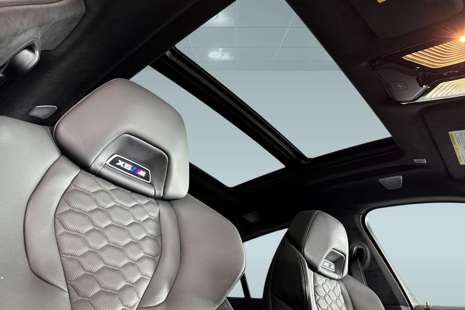Used 2025 BMW X6 M Competition w/ Executive Package AWD/4WD image 23