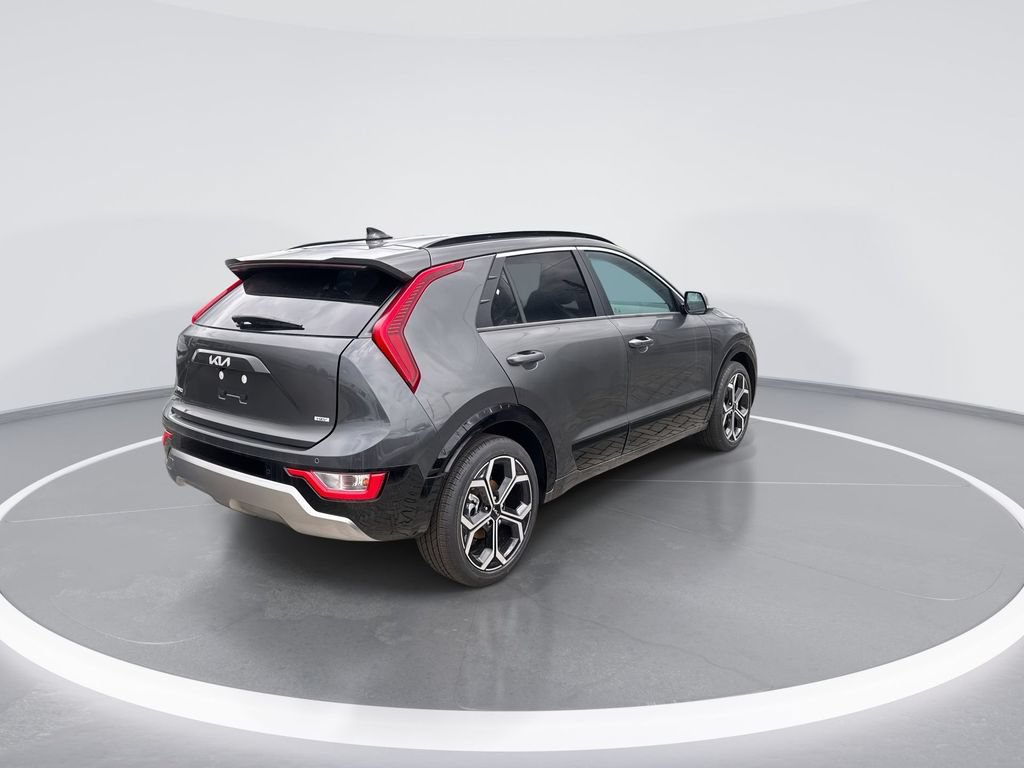 Used 2025 Kia Niro EX Touring FWD image 7