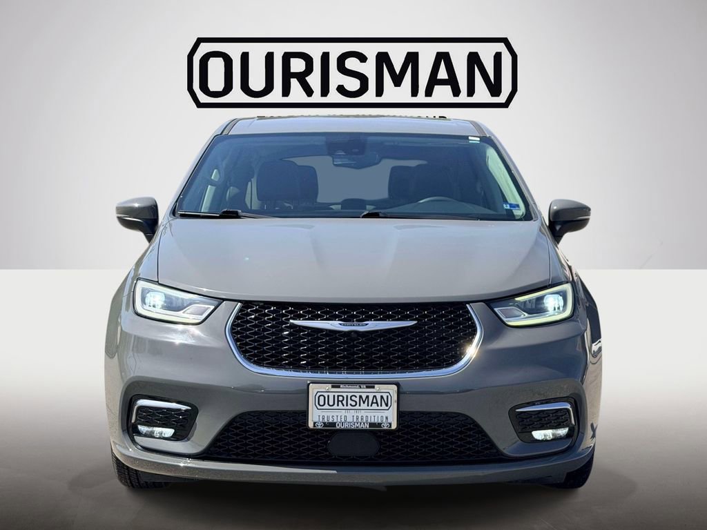 Used 2023 Chrysler Pacifica Touring-L image 25