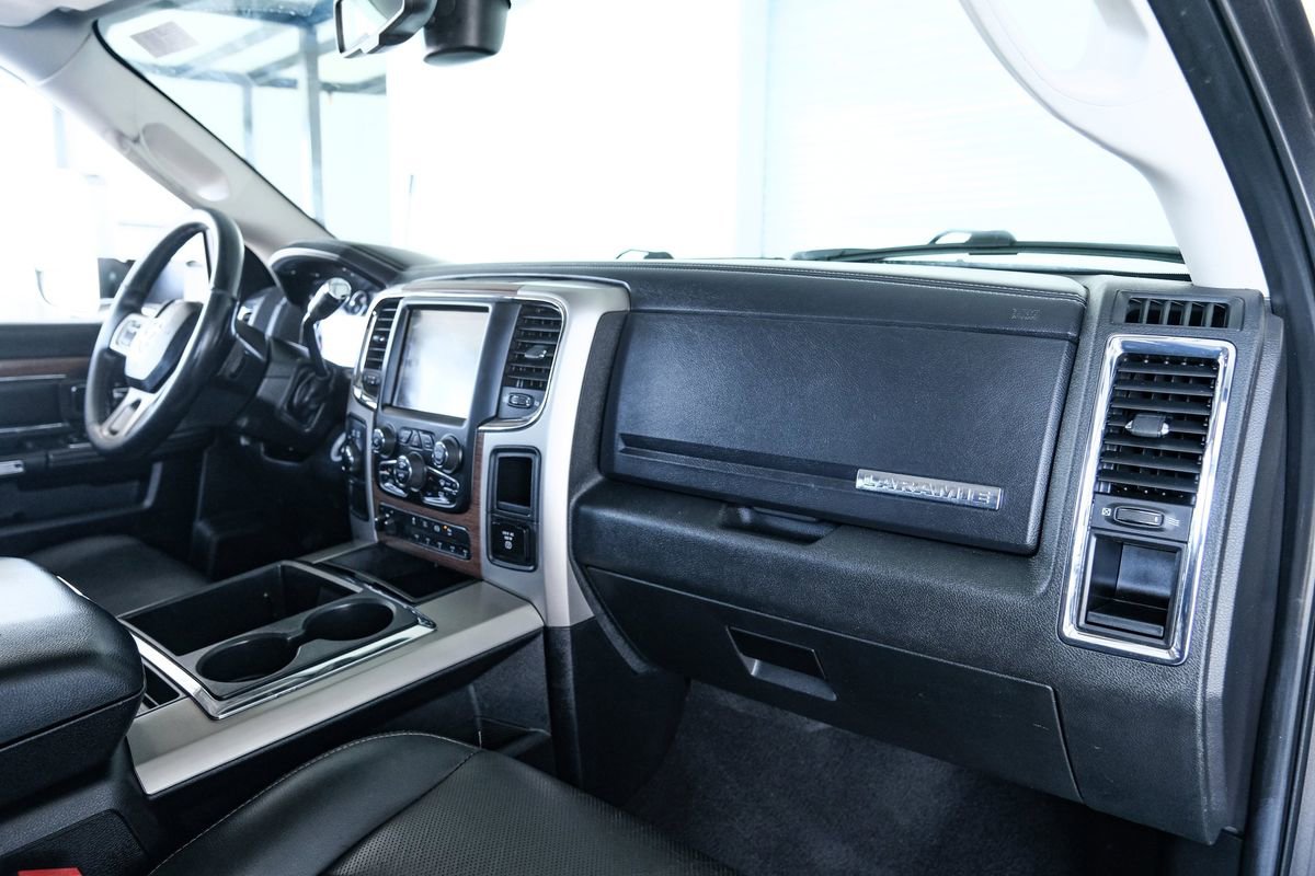 Used 2014 RAM 2500 Laramie w/ Convenience Group image 40