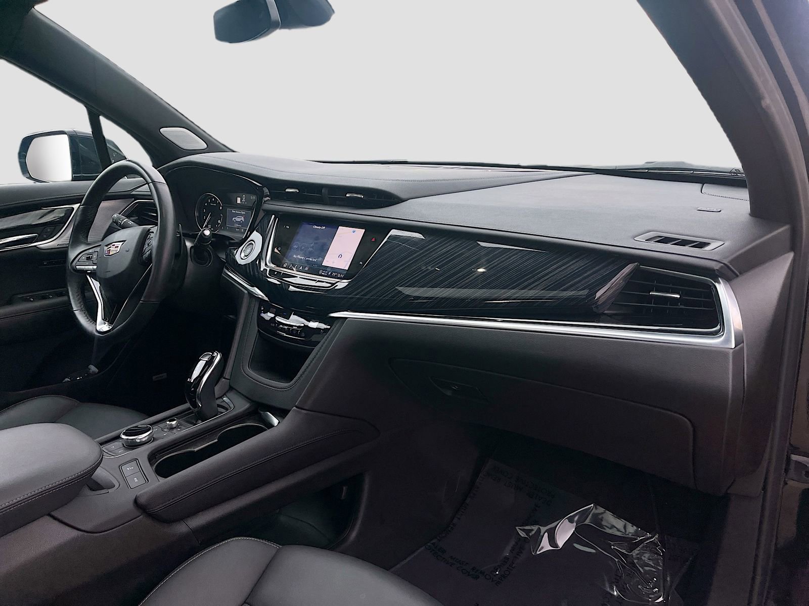 Used 2024 Cadillac XT6 Premium Luxury image 32