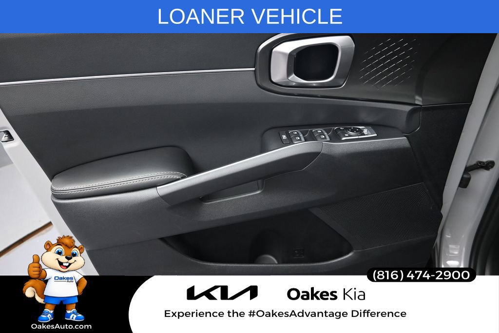 Certified 2026 Kia Sorento S w/ S Panoramic Sunroof Package FWD image 9