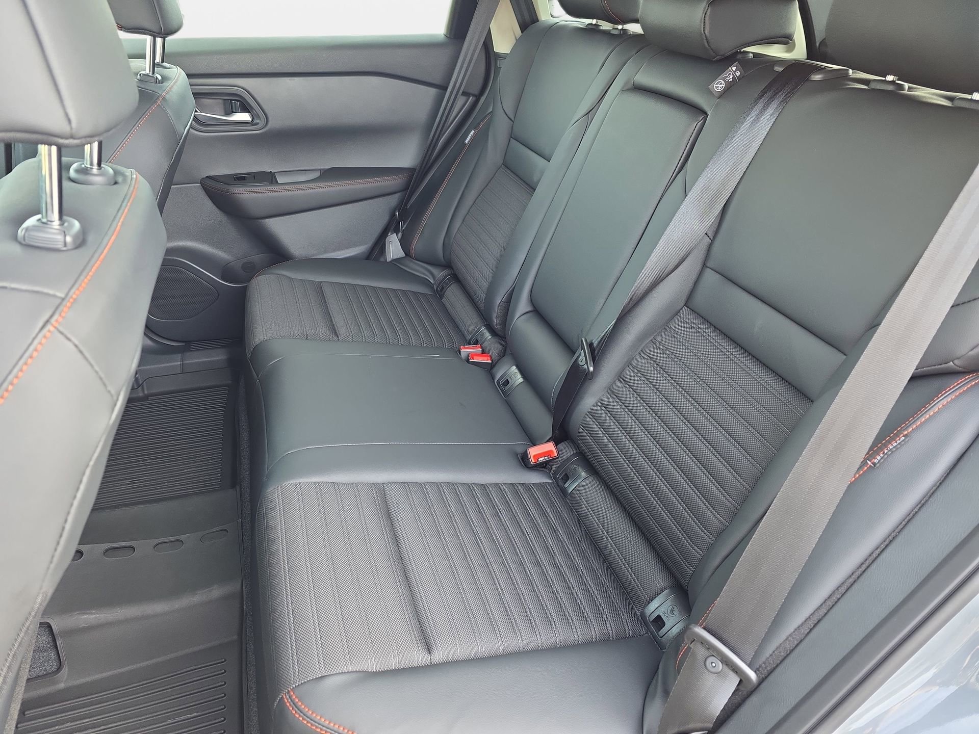 New 2026 Nissan Rogue SV AWD/4WD image 14