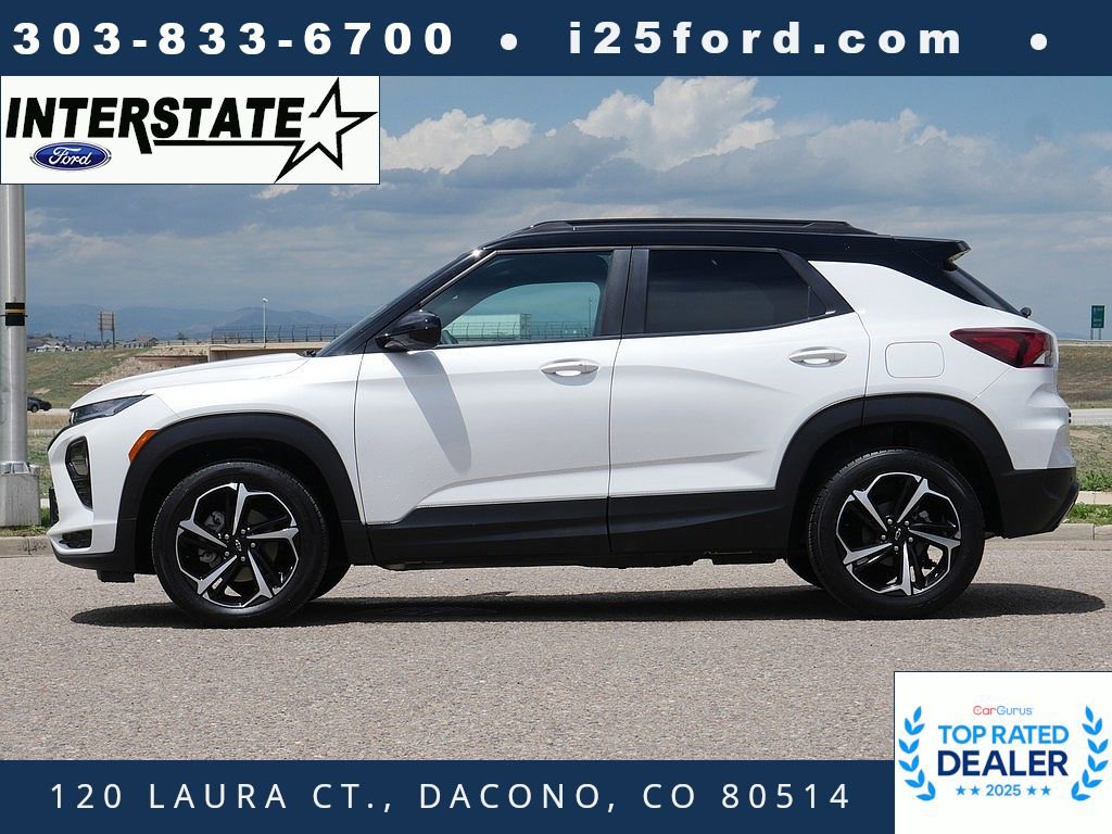 Used 2021 Chevrolet TrailBlazer RS w/ Sun and Liftgate Package AWD/4WD image 2