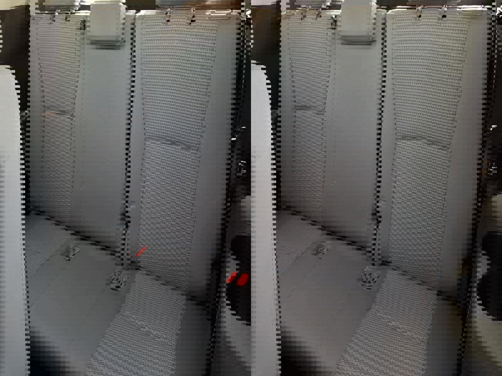 Used 2023 Toyota Highlander L image 29