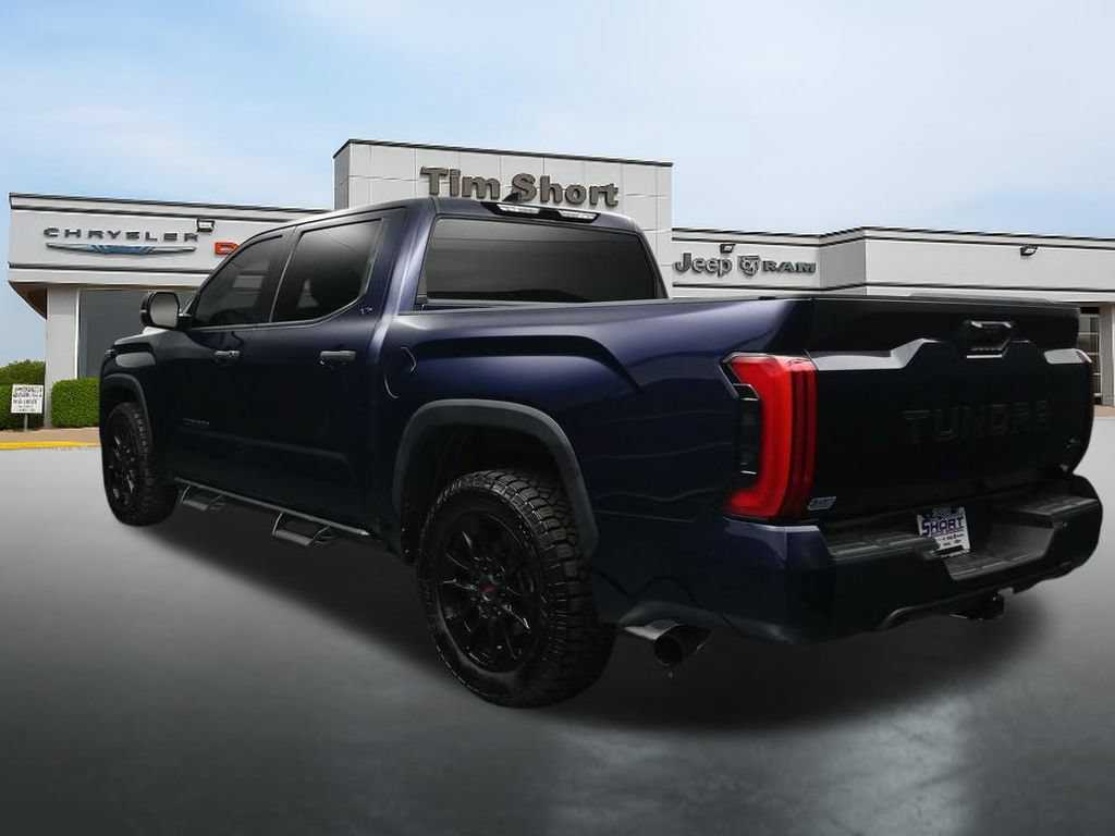 Used 2022 Toyota Tundra SR5 w/ Convenience Package RWD image 3