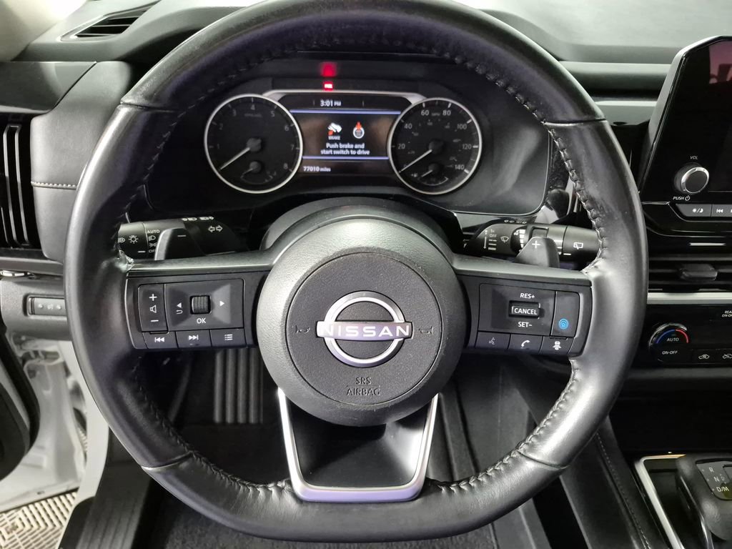 Used 2024 Nissan Pathfinder SV w/ Black Appearance Package AWD/4WD image 11
