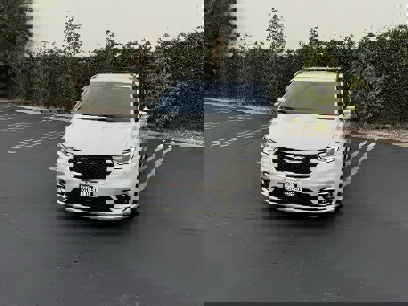 Used 2021 Chrysler Pacifica Touring-L