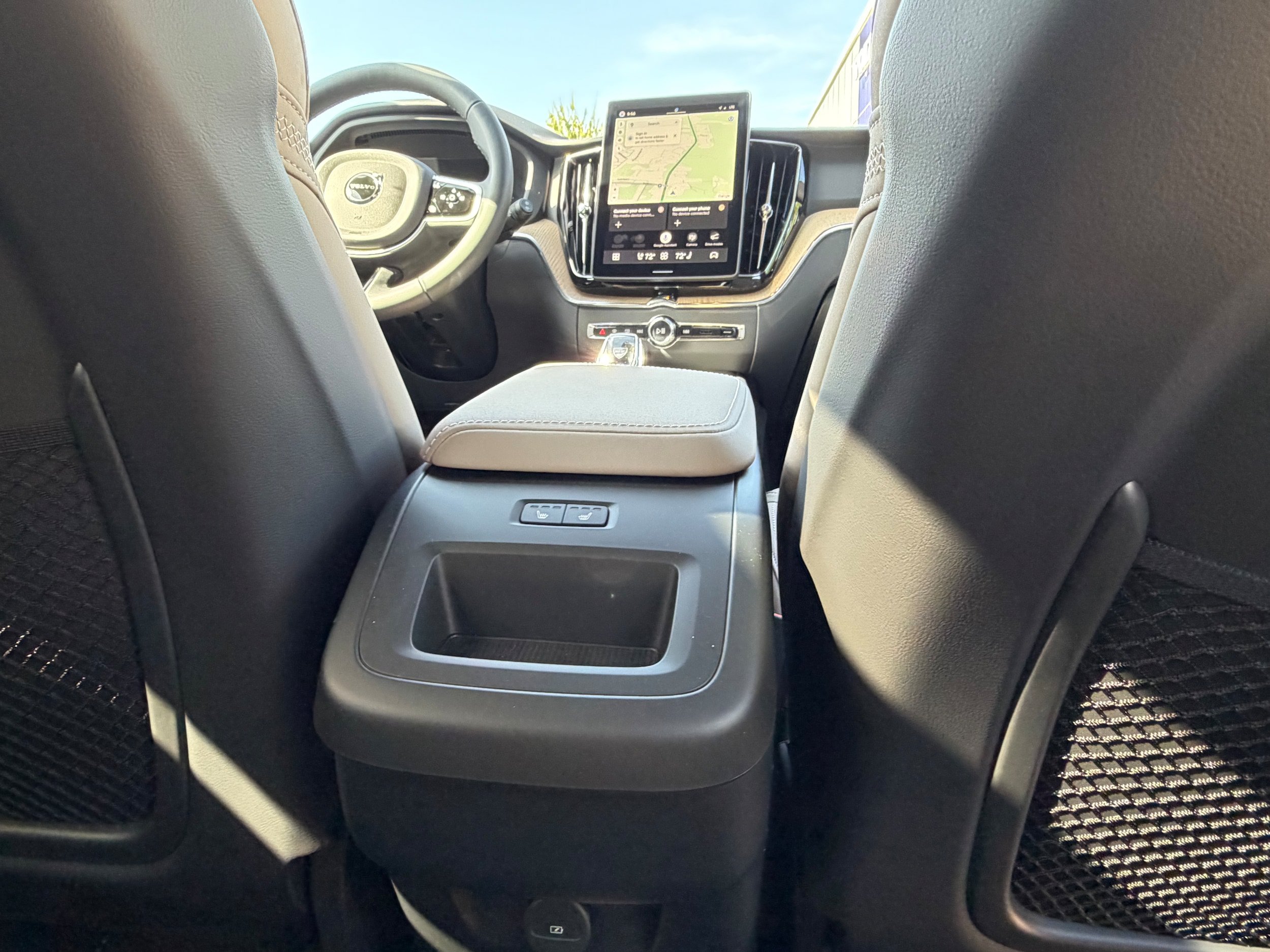 New 2026 Volvo XC60 B5 Plus w/ Protection Package Premier AWD/4WD image 11