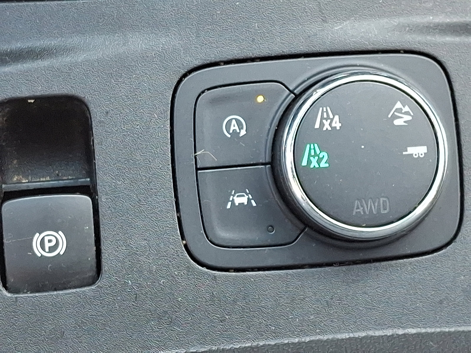 Used 2023 Chevrolet Traverse LT w/ LPO, Floor Liner Package image 27