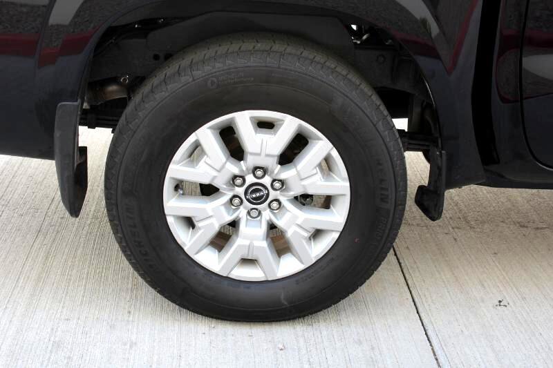 Used 2024 Nissan Frontier SV w/ SV Convenience Package image 38