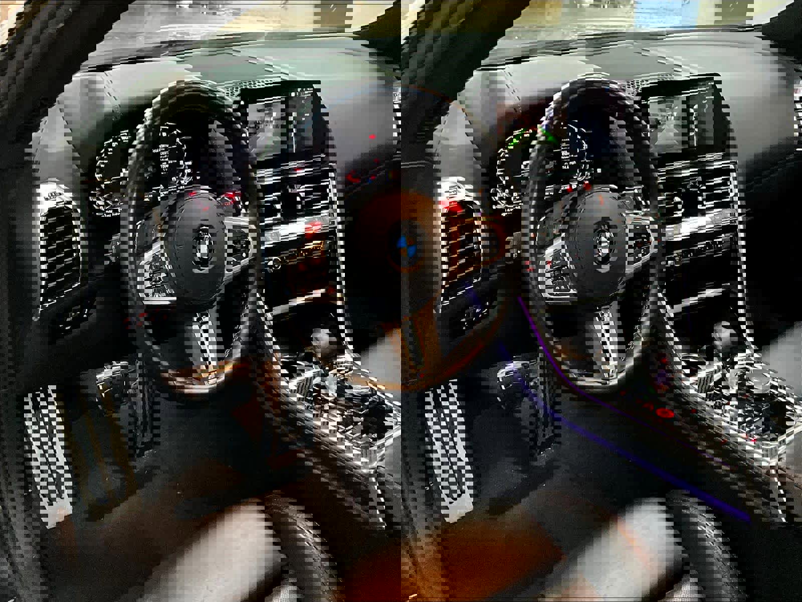 Used 2020 BMW M8 Coupe image 15