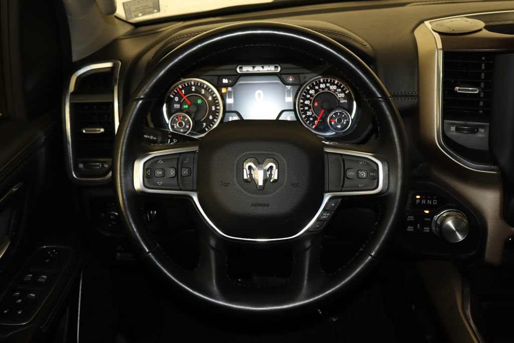 Used 2022 RAM 1500 Laramie AWD/4WD image 7