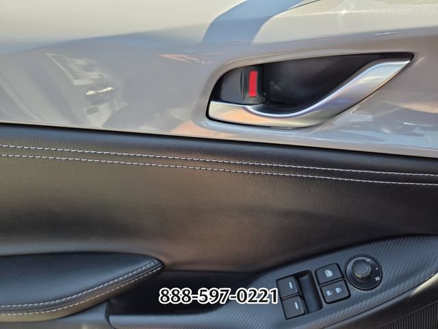 Certified 2026 MAZDA MX-5 Miata Club w/ Interior Package RWD image 28
