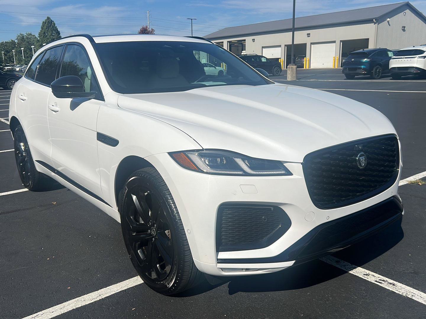 Certified 2026 Jaguar F-PACE R-Dynamic S AWD/4WD image 7