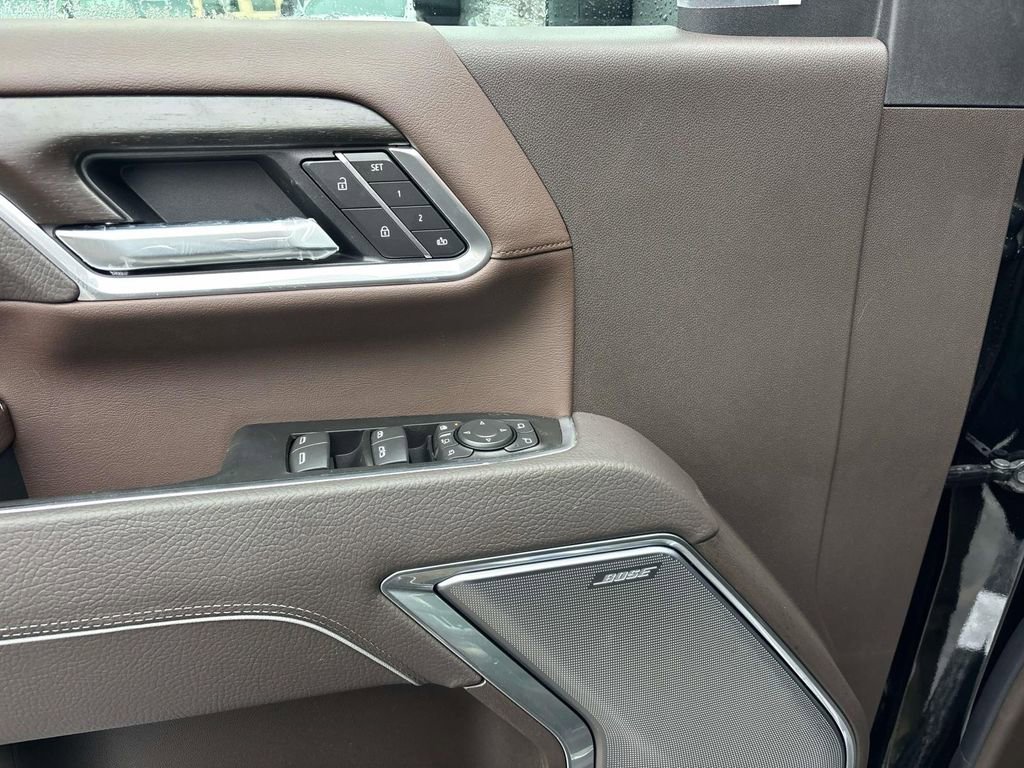 New 2026 GMC Sierra 3500 Denali w/ Denali Reserve Package image 10