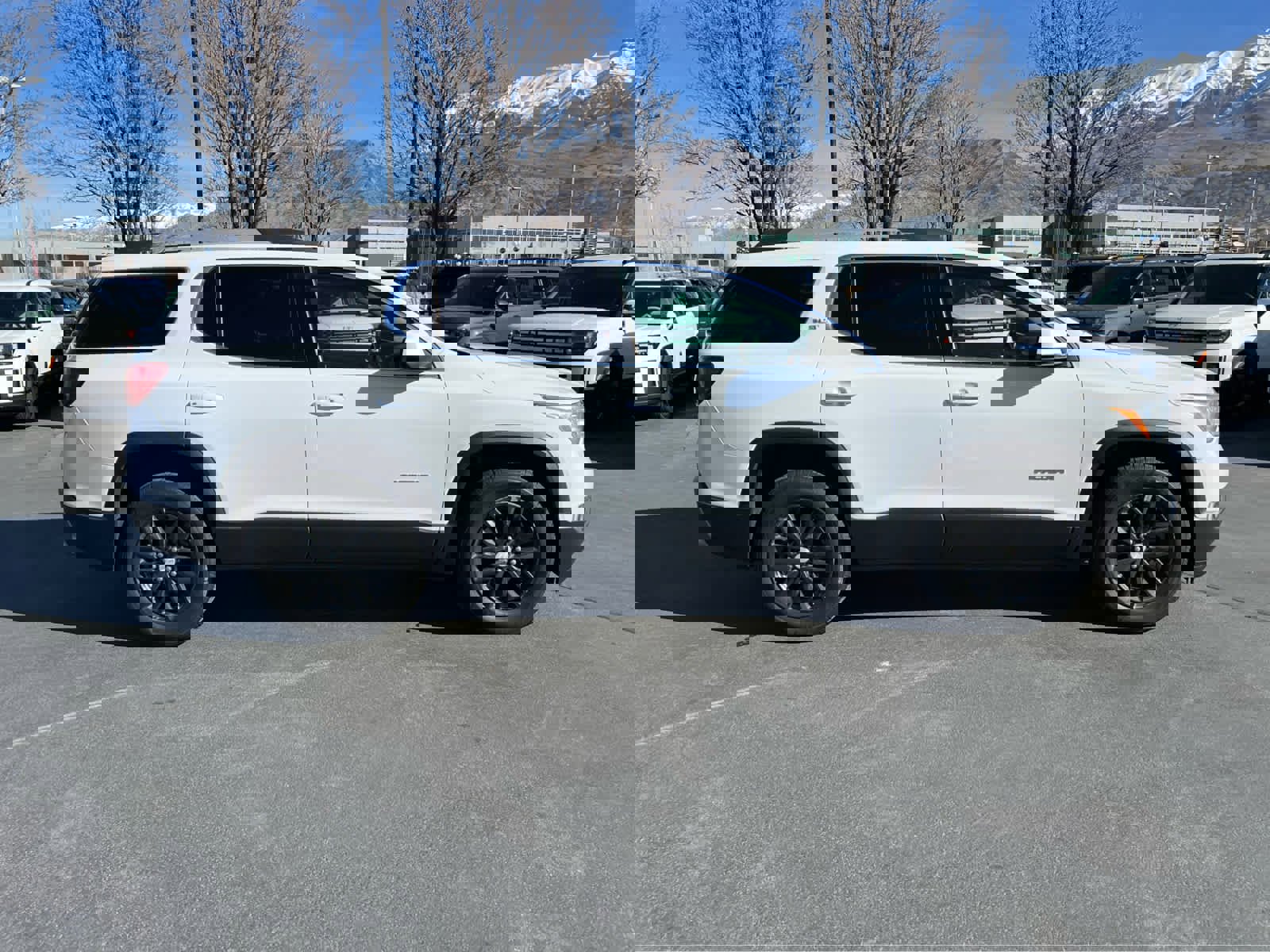 Used 2019 GMC Acadia SLT image 6